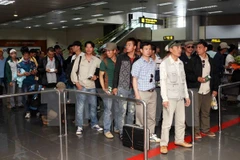 Vietnamese overseas agencies care for Vietnamese citizens