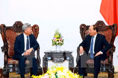 Vietnam to do utmost to support AIIB’s activities, PM says