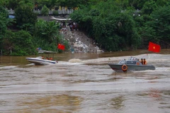 Lao Cai, Yunnan border guards hold joint patrol