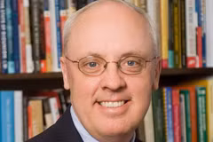 NA Vice Chairman greets US public policy professor 