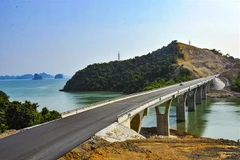 Deputy PM urges strong efforts to develop Van Don Special EZ