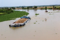 Sand shortage delays transport projects