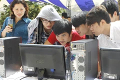 60 percent connected to the Internet in Vietnam