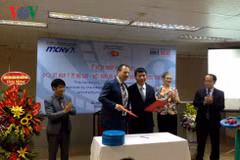 Vietnam receives 33 documentaries from Netherlands