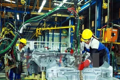 Automobile sales drop 7 percent in September