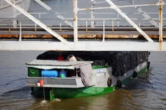HCM City's waterways left unused