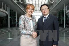 Vietnamese, German parties hold sixth dialogue in Berlin