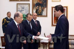 Lebanese President vows to further enhance ties with Vietnam