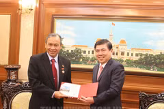 Outgoing Indonesian Consul General bids farewell to HCM City