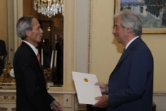 Vietnamese Ambassador presents credentials in Uruguay 