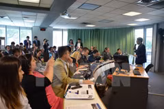 Binh Duong calls for French investors