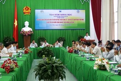 Can Tho works to remove institutional barriers for growth