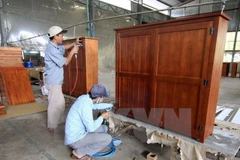 US starts antidumping probe into tool chests from Vietnam, China