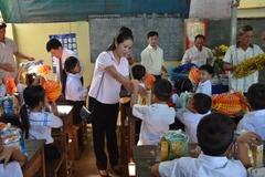 OVs in Cambodia build school for students in remote area