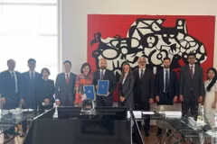 At the 8th session of the Vietnam-Italy Joint Committee on Science and Technology Cooperation in Rome on May 8 (Photo: VNA)