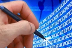 The E-signature should not be made compulsory but optional, according to the Vietnam Banking Association. (File Photo)