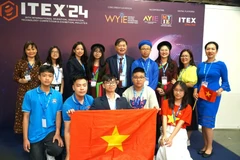The Vietnamese delegation at the ongoing International Invention, Innovation, and Technology Exhibition (ITEX 2024) in Kuala Lumpur, Malaysia. (Photo: VNA)