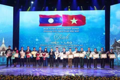 Winners of online quiz on Vietnam-Laos history honoured