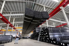 US extends anti-tax evasion investigation into Vietnamese stainless steel plates