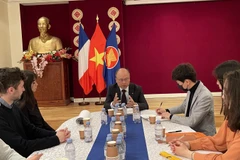 Sciences Po students learn about Vietnam-France relations
