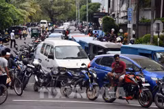 Embassy keeps close eye on situation of Vietnamese community in Sri Lanka: deputy spokesperson