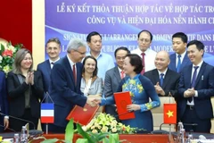 Vietnam, France step up collaboration in public services, administrative modernisation