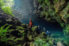 New passages found in Krong No volcanic cave system
