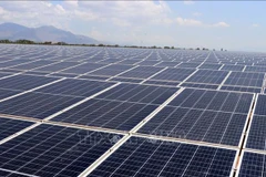 US waives tariffs on solar panels from Vietnam