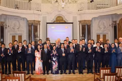 Vietnam enhances educational cooperation with Hungary