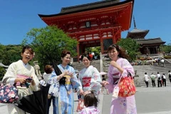 Vietnam ranks first in foreign arrivals to Japan