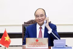 President holds phone talks with RoK’s President-elect 