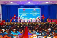 Meeting marks 60th anniversary of Vietnam-Laos diplomatic ties 