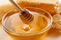 US cuts down anti-dumping duties on Vietnam’s honey by almost sevenfold