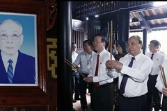 Leaders pay homage to late State Council Chairman Vo Chi Cong on birth anniversary