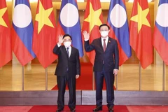 Top legislator welcomes visiting Lao Prime Minister