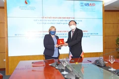 Vietnam, US enhance cooperation in climate change, environmental pollution