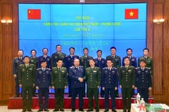 Vietnamese, Chinese coast guards boost cooperation in maritime law enforcement
