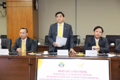Vietnam Post to assist Lao counterpart in digital transformation