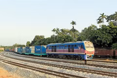 Vietnam Railways to reduce subsidiaries under restructuring plan