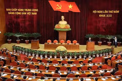 Fifth plenum of 13th Party Central Committee wraps up