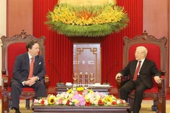 Party leader applauds progress in Vietnam - US relations