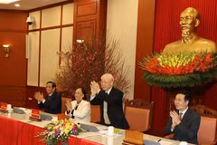 Party chief hails elderly association for five-year achievements