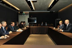 Sports minister meets leader of International Olympic Committee in Seoul