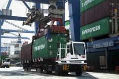 HCM City’s economy continued with noted recovery