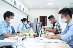 Quang Ninh: Ha Long pilots settlement of administrative procedures at post offices