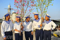 Tet gifts to be delivered to staff of DK1 platforms, Con Dao island