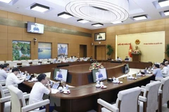 NA Standing Committee agrees to reduce environmental protection tax for fuel