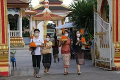 Laos calls on public to continue complying with COVID-19 control measures 