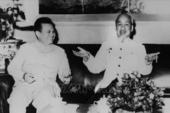 Lao newspaper highlights development of Vietnam-Laos special ties throughout history