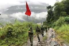 Vietnamese, Chinese provinces hold joint border patrol